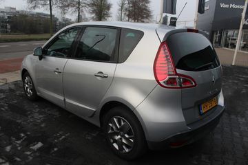 Voertuigafbeelding 7