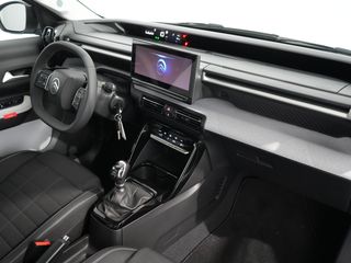 Voertuigafbeelding 2