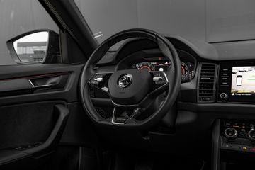 Voertuigafbeelding 12