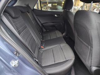 Voertuigafbeelding 9