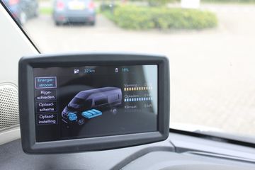 Voertuigafbeelding 8