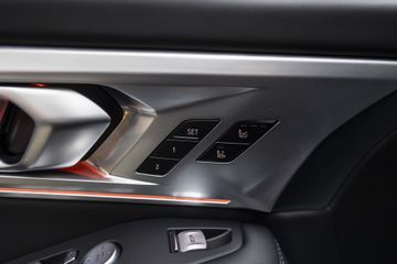 Voertuigafbeelding 38