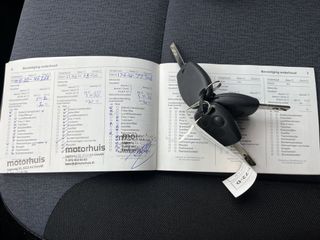 Voertuigafbeelding 8