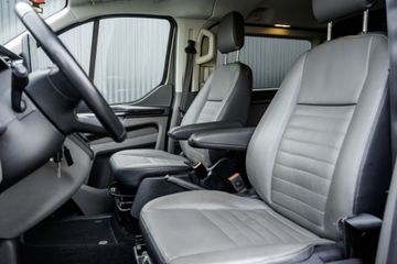 Voertuigafbeelding 12