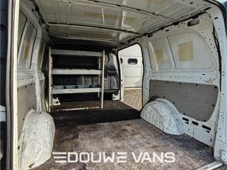 Voertuigafbeelding 15