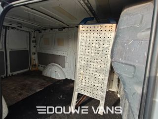 Voertuigafbeelding 17