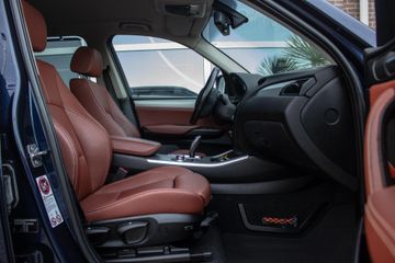 Voertuigafbeelding 14