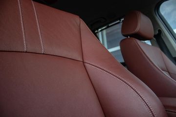 Voertuigafbeelding 16