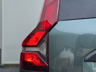 Voertuigafbeelding 12