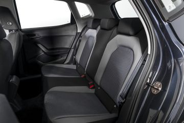 Voertuigafbeelding 6