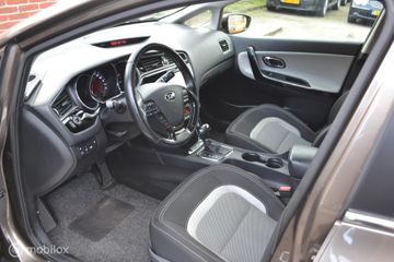 Voertuigafbeelding 13