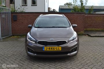 Voertuigafbeelding 8