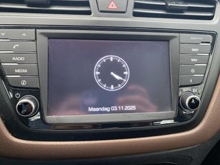 Voertuigafbeelding 18