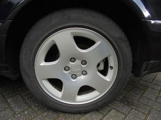 Voertuigafbeelding 12