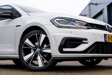 Voertuigafbeelding 19