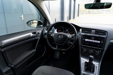 Voertuigafbeelding 7