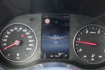 Voertuigafbeelding 18