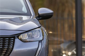 Voertuigafbeelding 3