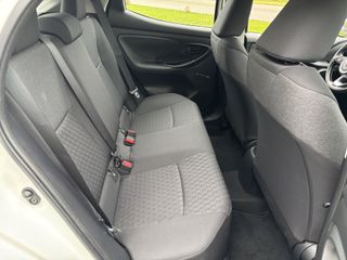 Voertuigafbeelding 12