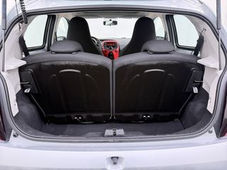 Voertuigafbeelding 6