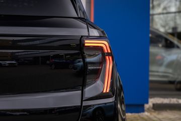 Voertuigafbeelding 9