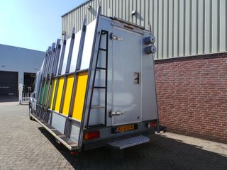 Voertuigafbeelding 3