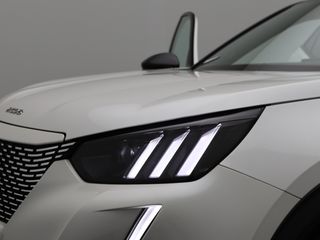 Voertuigafbeelding 15