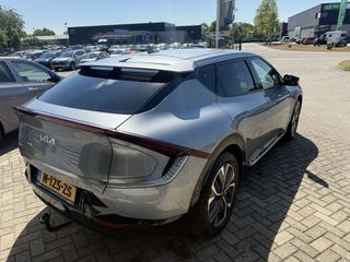 Voertuigafbeelding 4