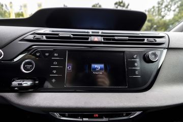 Voertuigafbeelding 32