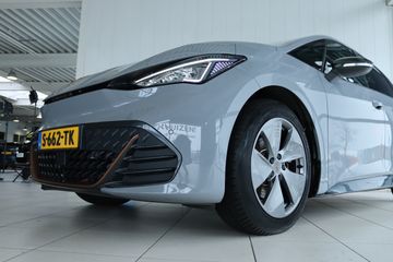 Voertuigafbeelding 4