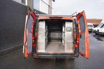 Voertuigafbeelding 6