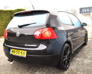 Voertuigafbeelding 3