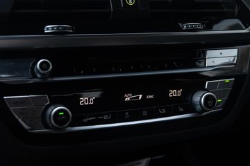 Voertuigafbeelding 36