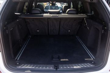 Voertuigafbeelding 44