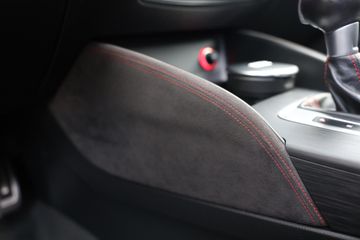 Voertuigafbeelding 16