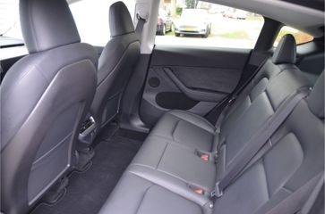 Voertuigafbeelding 11