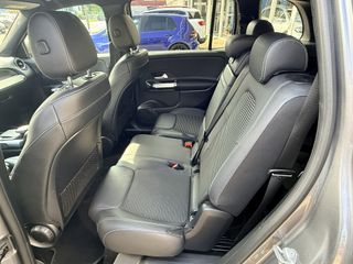 Voertuigafbeelding 83