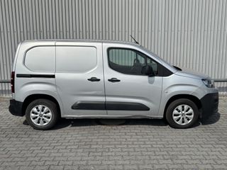 Voertuigafbeelding 3