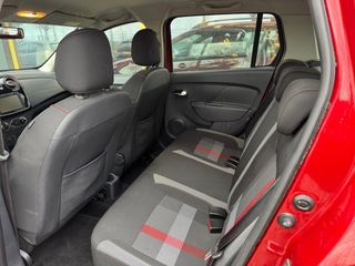 Voertuigafbeelding 12