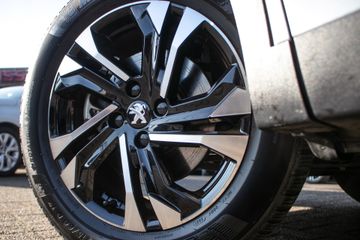 Voertuigafbeelding 15