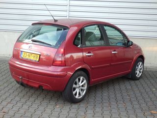 Voertuigafbeelding 5