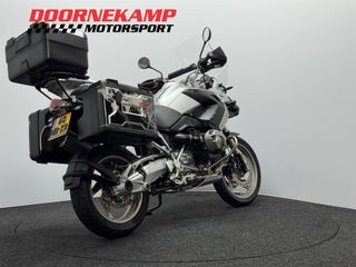 Voertuigafbeelding 14