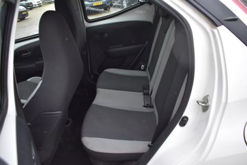 Voertuigafbeelding 9