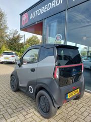 Voertuigafbeelding 7