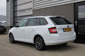 Voertuigafbeelding 6