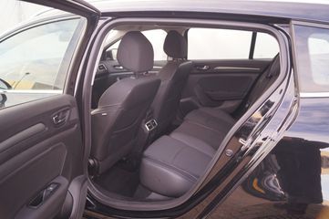 Voertuigafbeelding 7