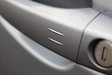 Voertuigafbeelding 2