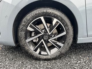 Voertuigafbeelding 14