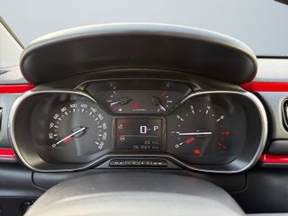 Voertuigafbeelding 14