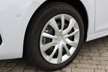 Voertuigafbeelding 13